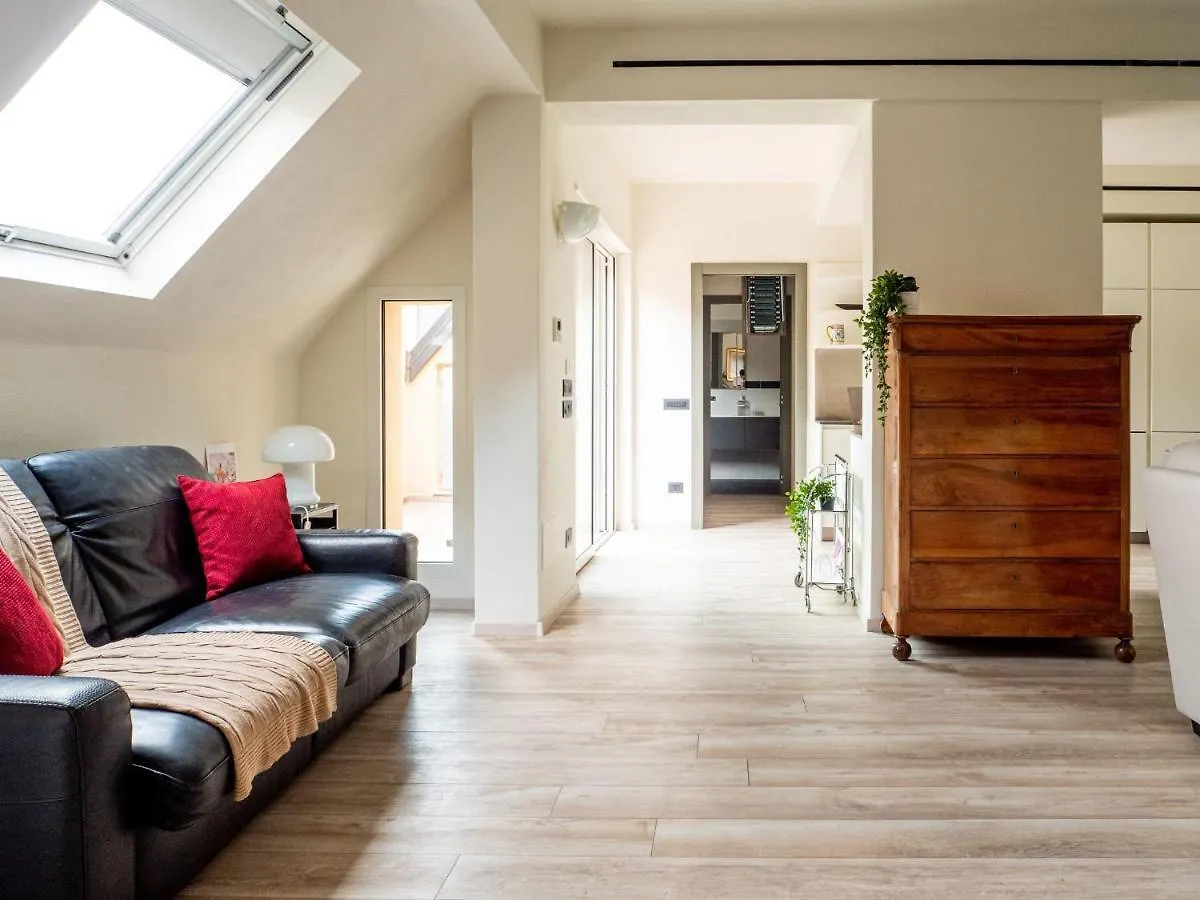 Apartmán The Best Rent - Attic With Terrace In Milan Downtown