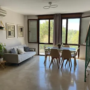 https://casa-apartamento-paseo-de-la-ribera-32.es-andalucia.com