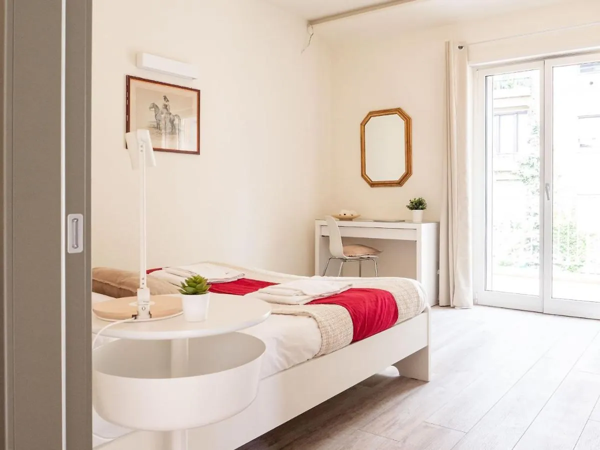 Apartamento The Best Rent - Attic With Terrace In Milan Downtown